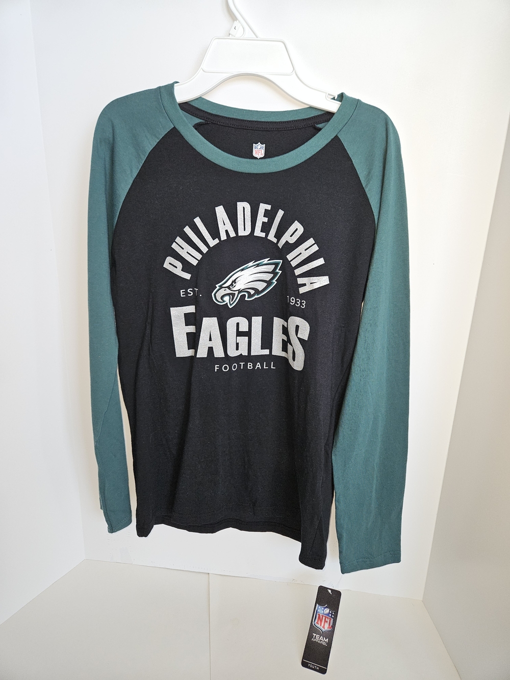 NFL Philadelphia Eagles Youth Large Raglan Long Sleeve Tee - Black & Green